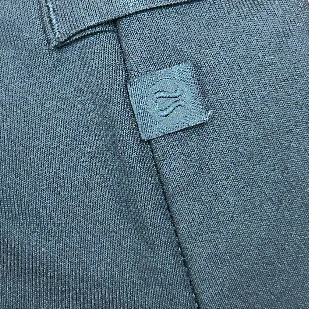 lululemon athletica sleek black